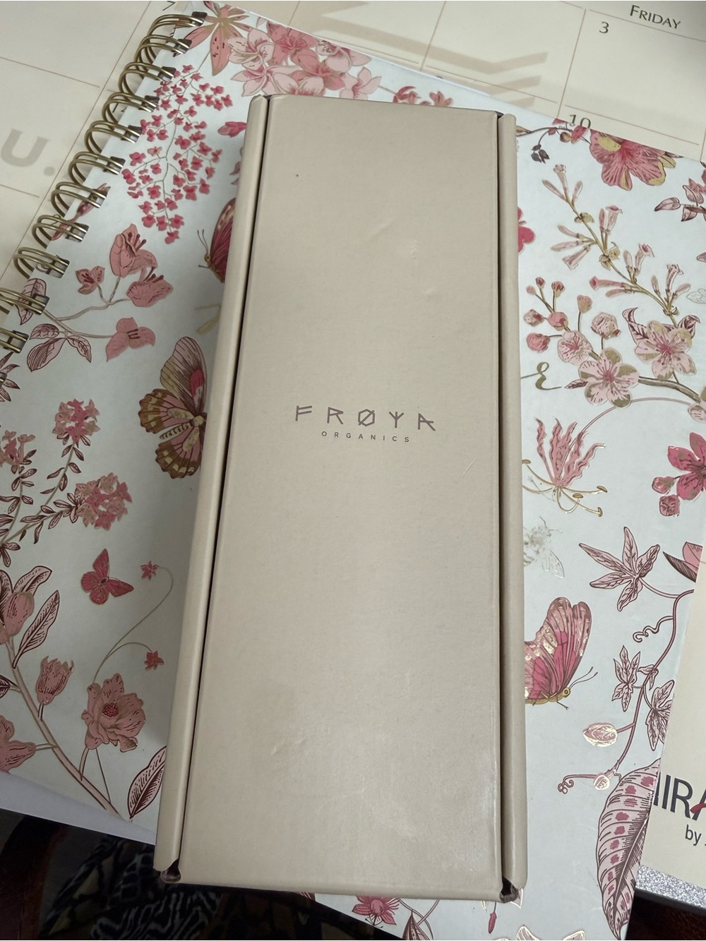 Women’s Skincare Serum – Cream